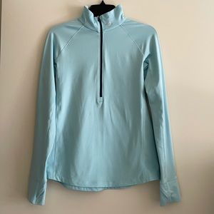 Under Armour sweat shirt